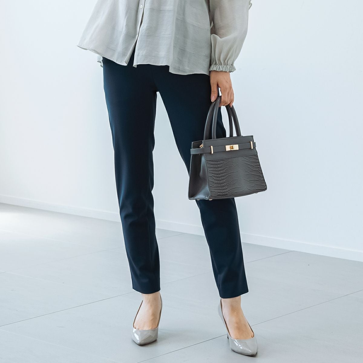 SONO】コンフォートテーパードパンツ【20260220】 | Spendard.com