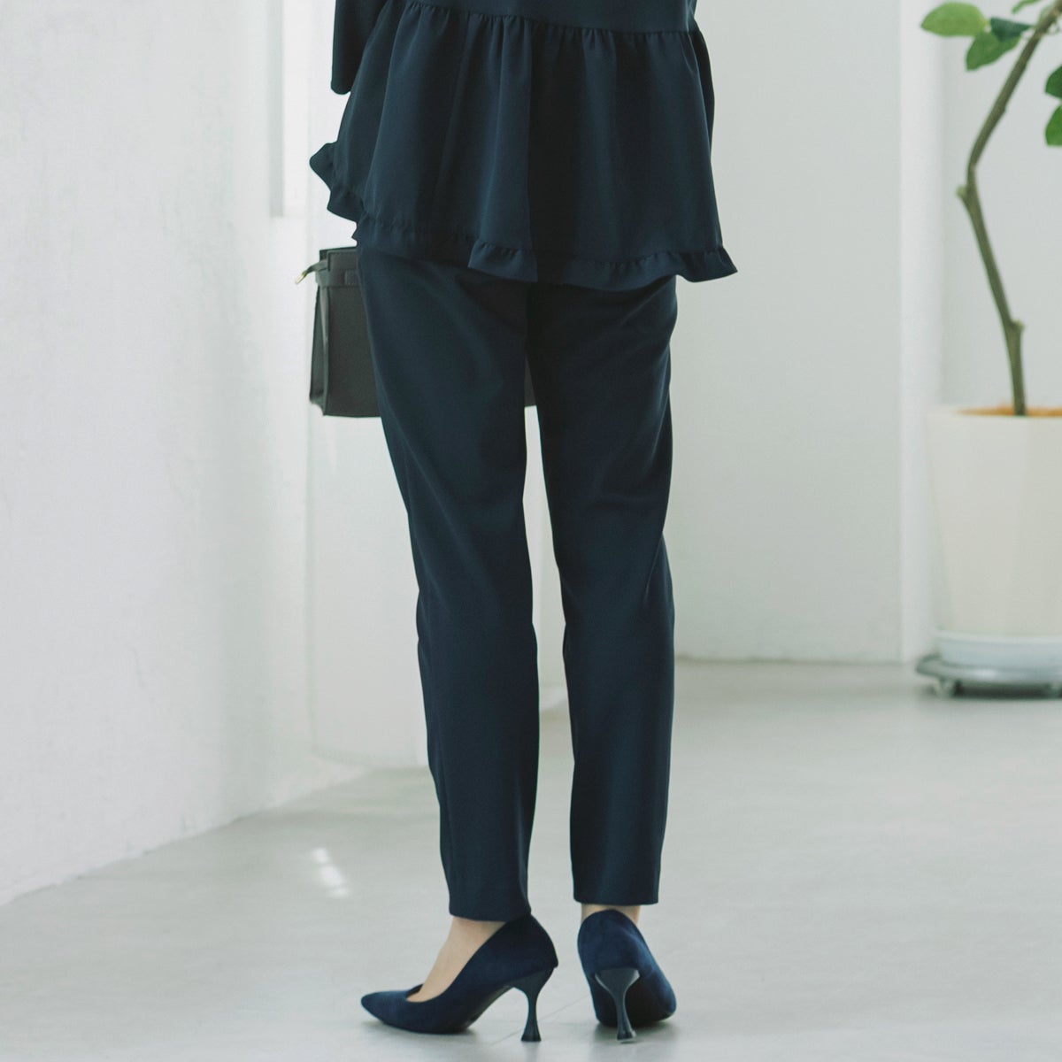 SONO】コンフォートテーパードパンツ【20260911】 | Spendard.com