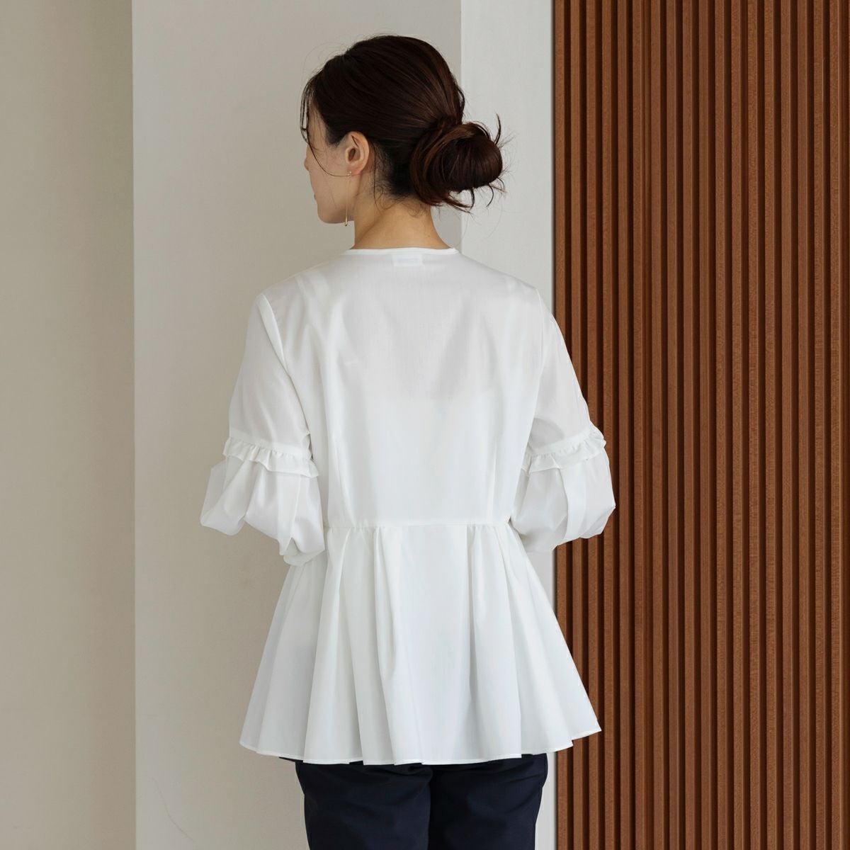 SONO】パフィスリーブフローイングブラウス【20260311】 | Spendard.com