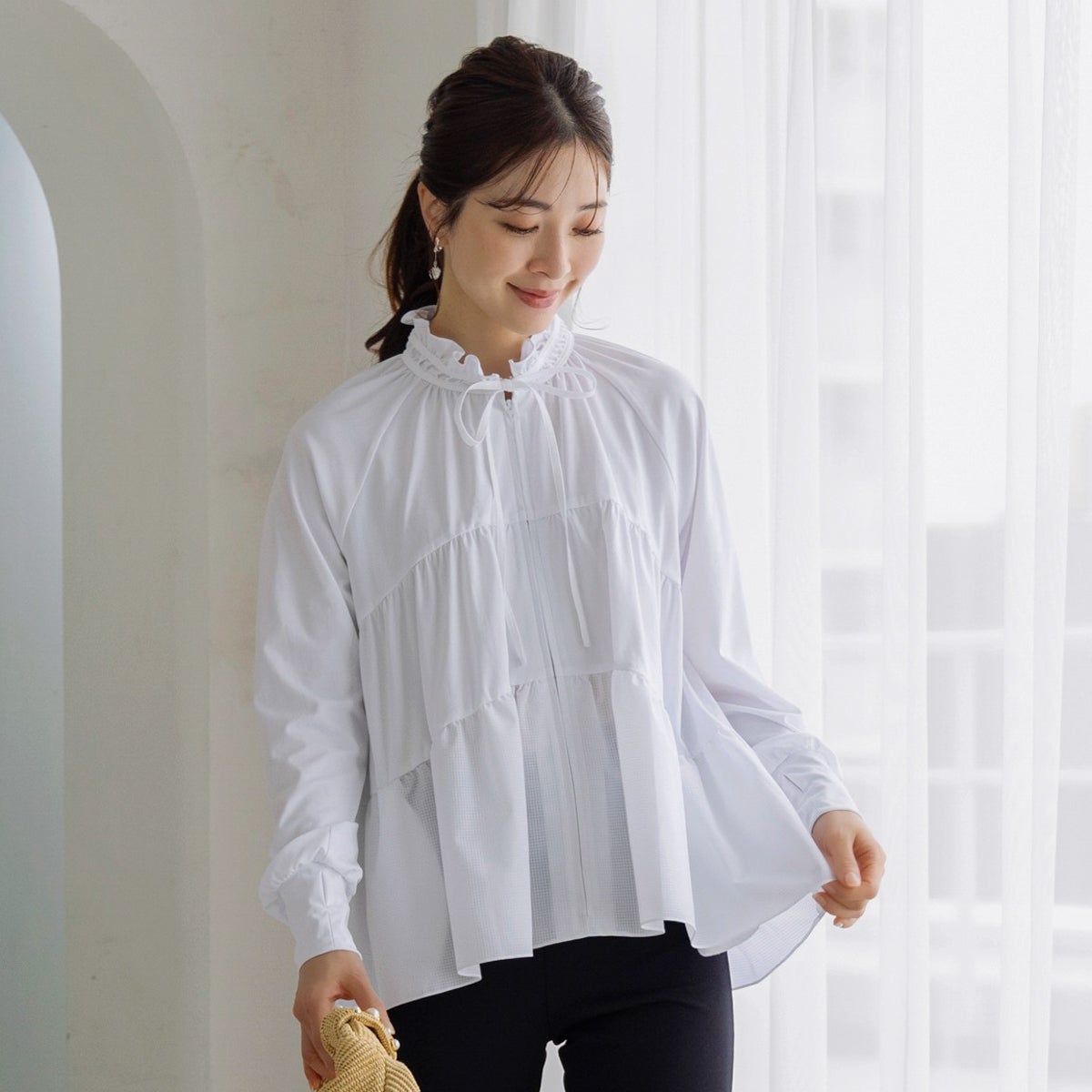 ギャザーフレアハイブリッドジャケット