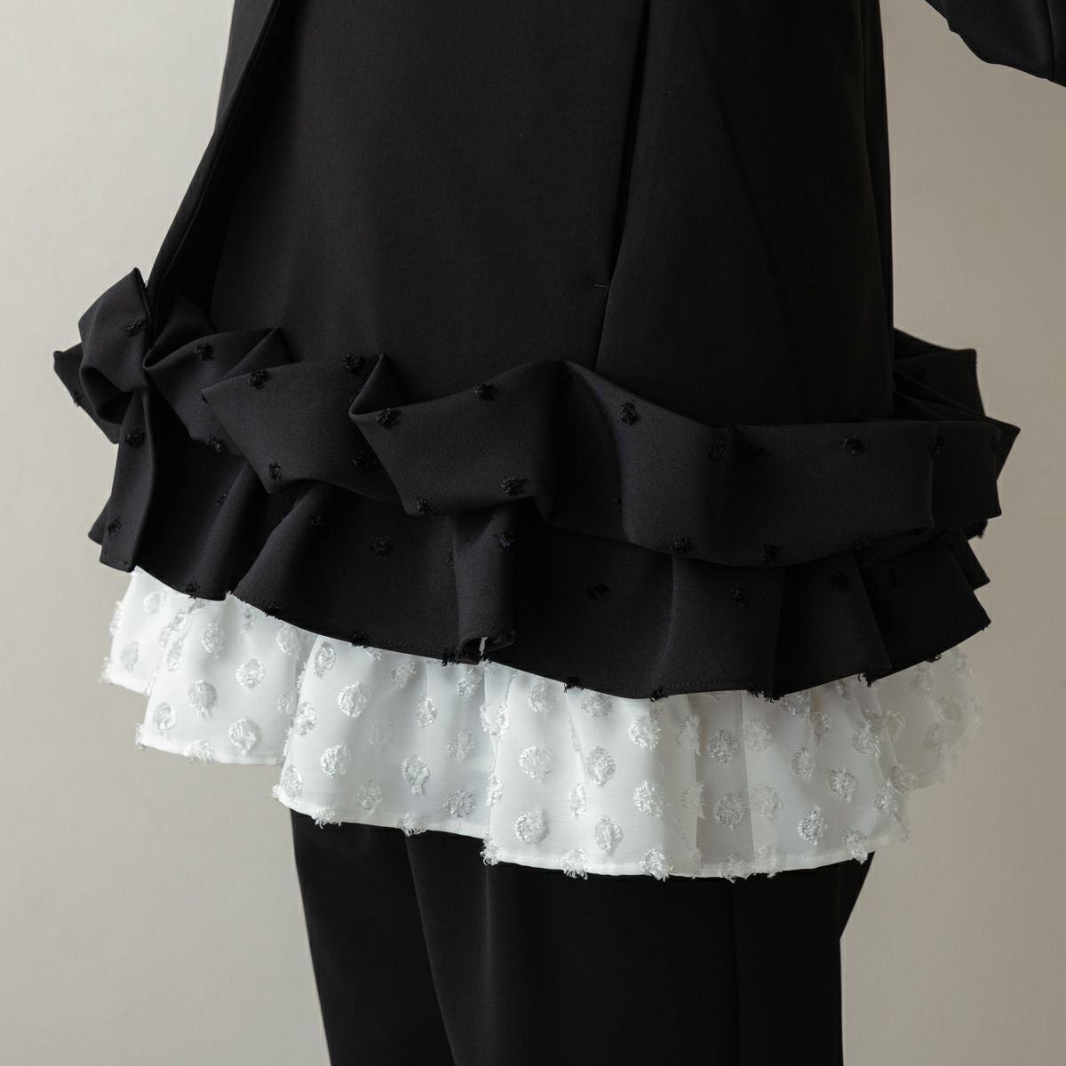SONO NAVY】ホイップフリルショートジャケット【20260225】 | Spendard.com