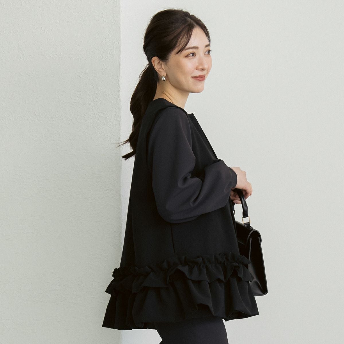 SONO NAVY】 フローラルフリルチュニックジレ【20260225】 | Spendard.com