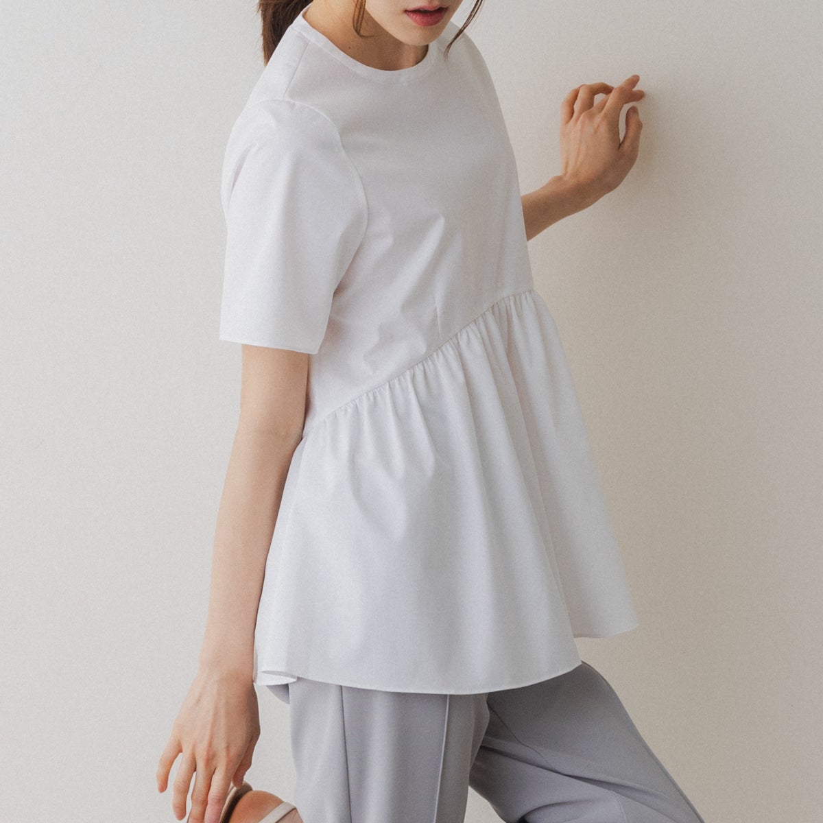 SONO】ラウディングペプラムブラウス【20260513】 | Spendard.com